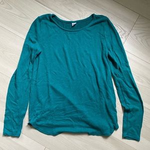 Soft and comfy turquoise Old Navy top. Size small